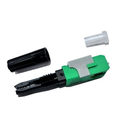 Conector de asamblare rapidă în câmp